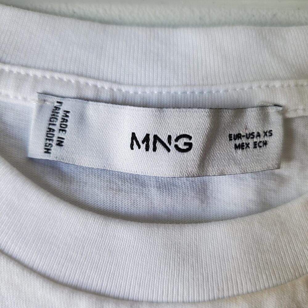 MNG Shirt Womens XS White Embroidered Lace Applique Short Sleeve Cotton Top - Picture 3 of 8